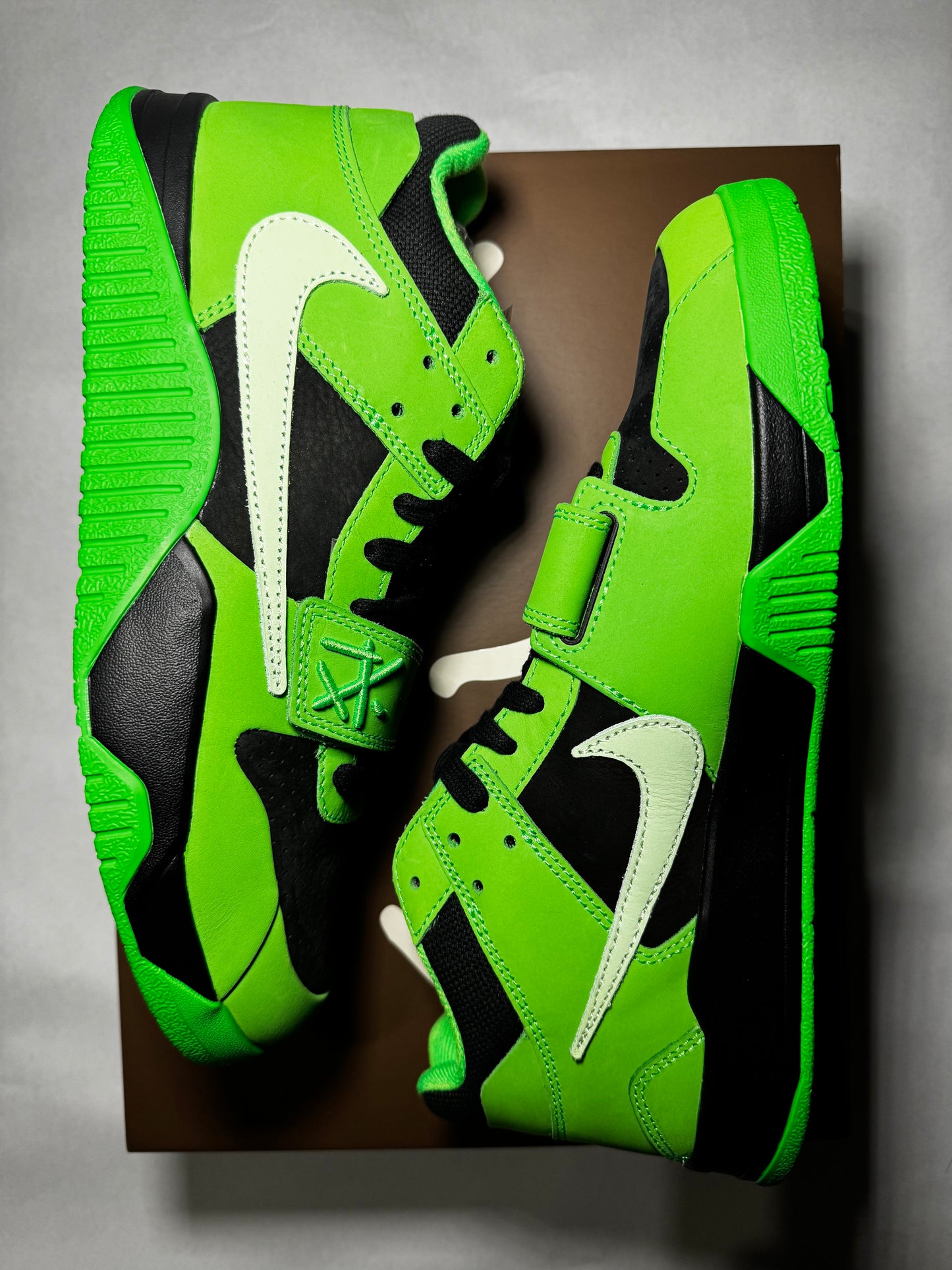 Travis Scott Jumpman Jack “Green Spark”